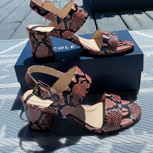 Cole Haan sandals - Picture 2 of 8